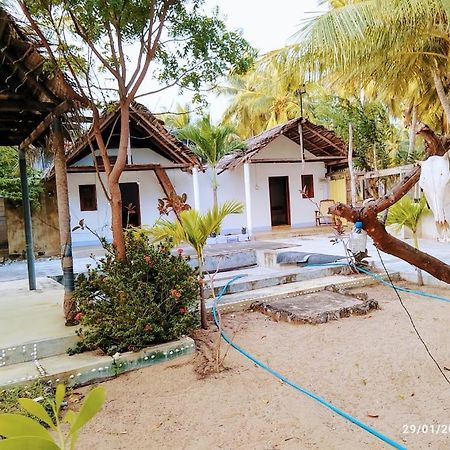 Kite Bay Villa カルピティヤ エクステリア 写真
