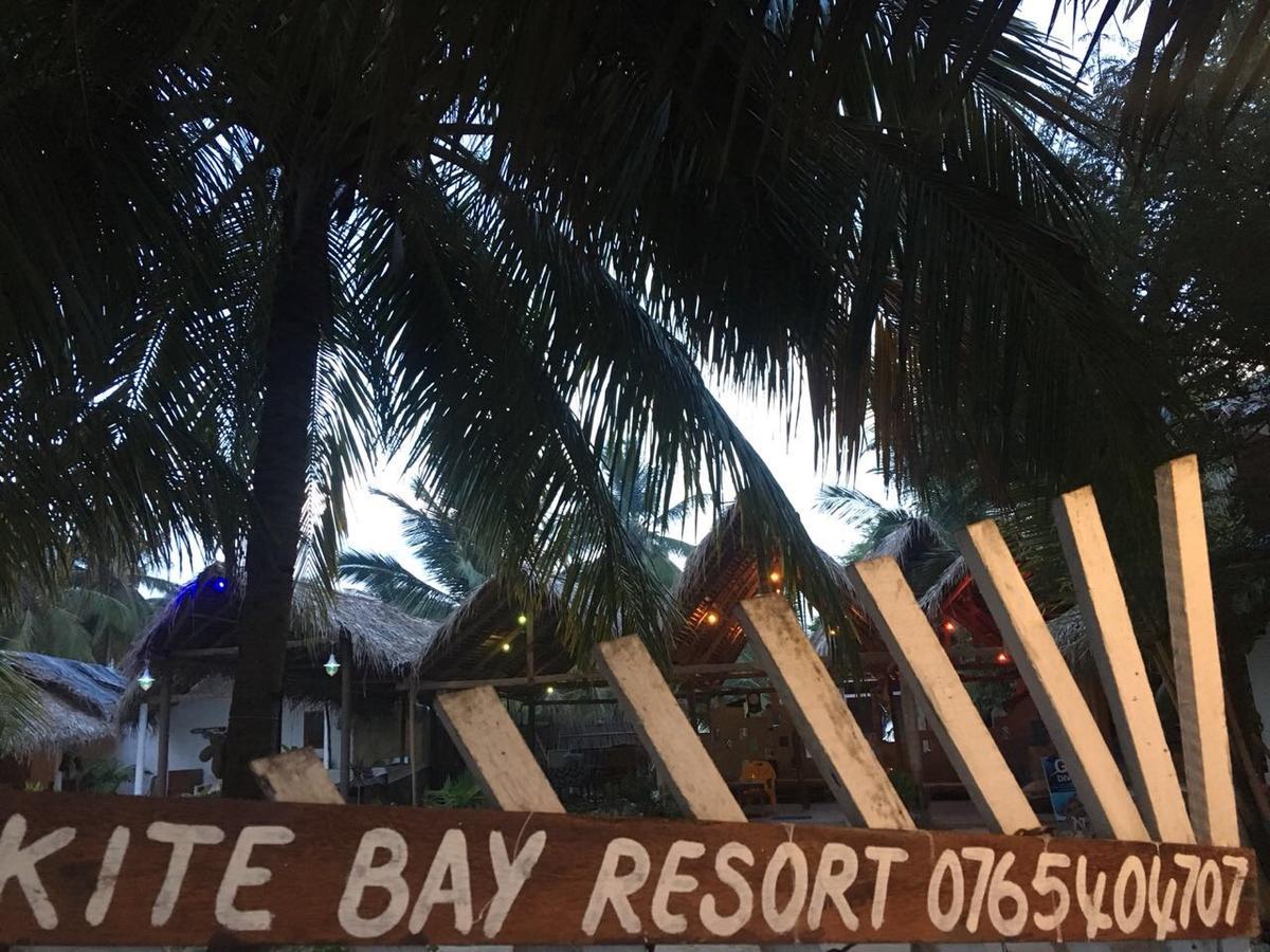 Kite Bay Villa カルピティヤ エクステリア 写真